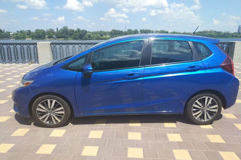 Продам Honda FIT 2015 года в Киеве