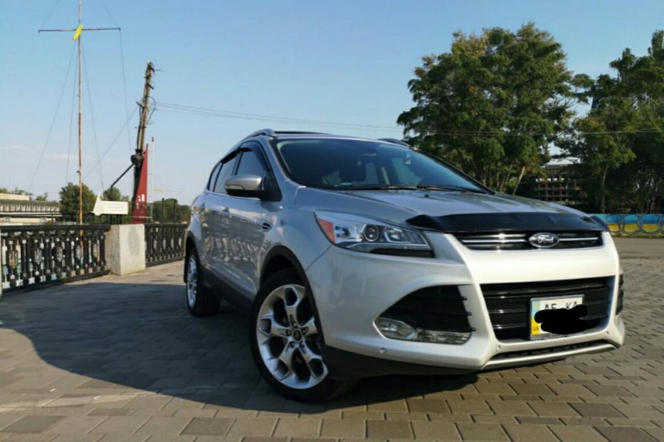 Продам Ford Escape Titanium  2016 года в Днепре