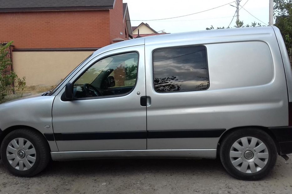 Продам Peugeot Partner пасс. 2003 года в Херсоне