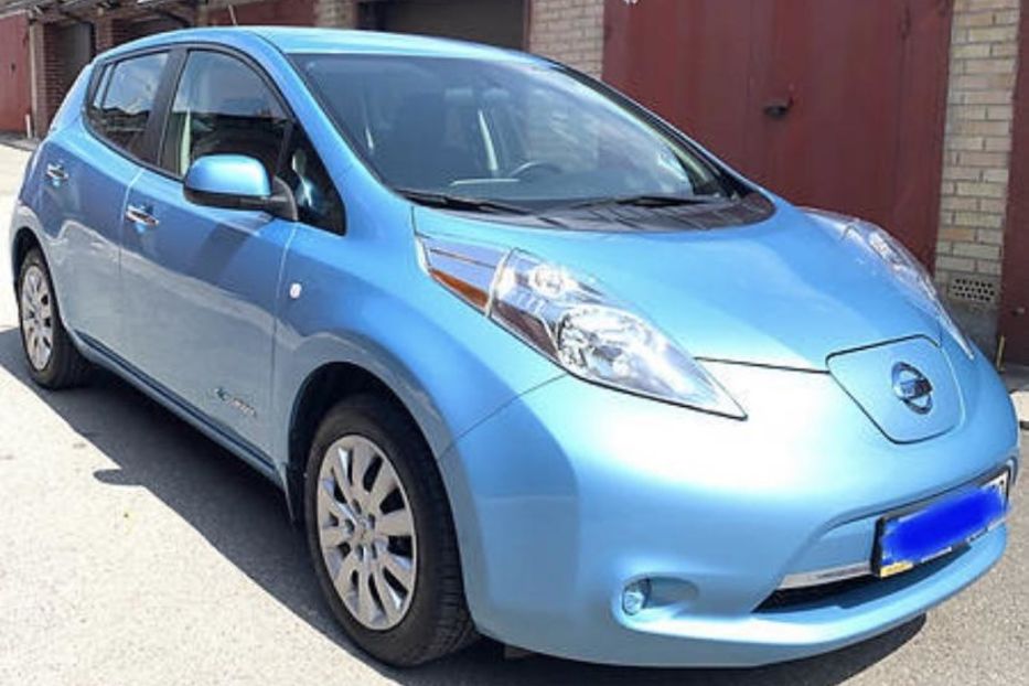 Продам Nissan Leaf 2015 года в Киеве