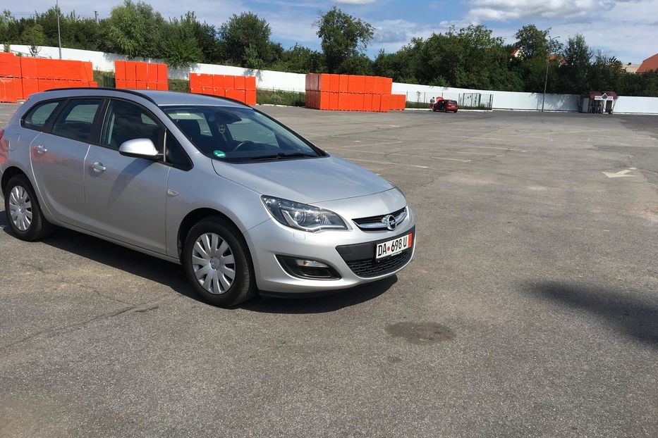 Продам Opel Astra J 2015 года в Ужгороде