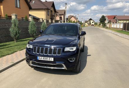 Продам Jeep Grand Cherokee Overland 2013 года в Киеве