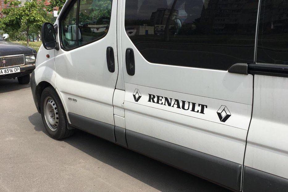 Продам Renault Trafic пасс. 2004 года в Киеве