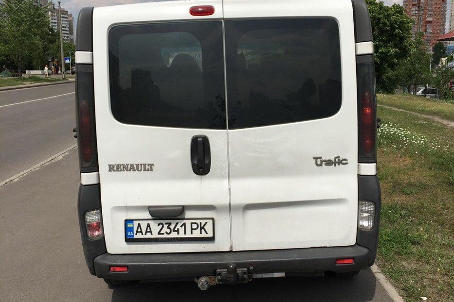 Продам Renault Trafic пасс. 2004 года в Киеве