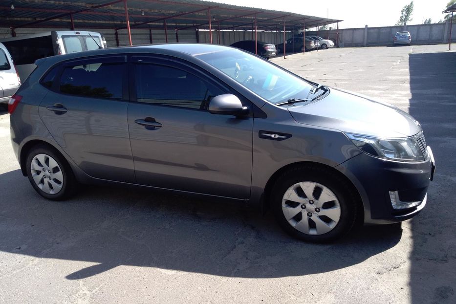 Продам Kia Rio 2012 года в г. Павлоград, Днепропетровская область