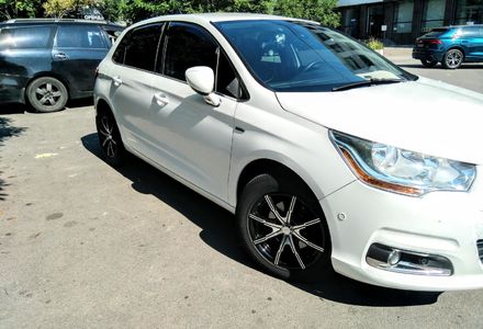 Продам Citroen C4 1.6 e-HDi AТ Exclusive 2013 года в Запорожье