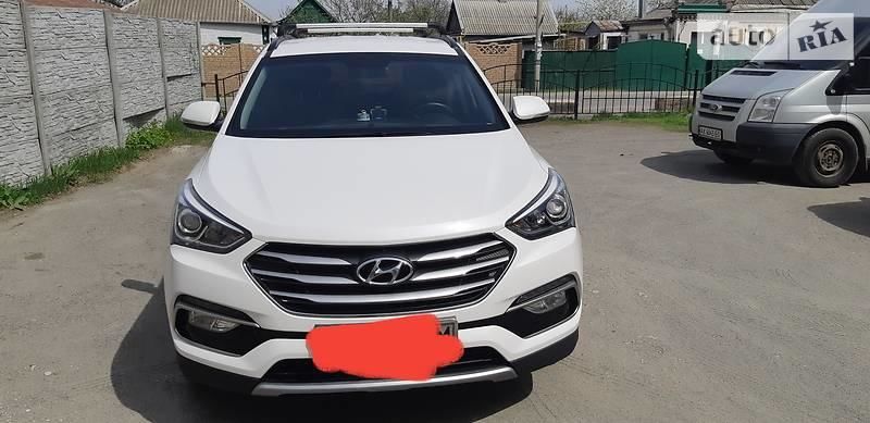 Продам Hyundai Santa FE 2016 года в г. Новомосковск, Днепропетровская область