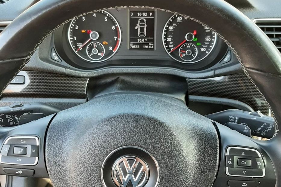 Продам Volkswagen Passat B7 2014 года в Харькове