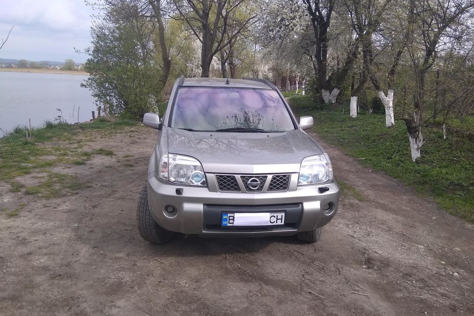 Продам Nissan X-Trail 2004 года в г. Золочев, Львовская область