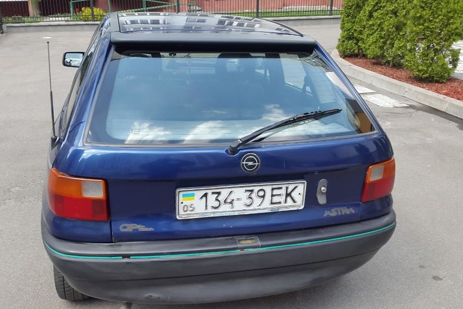 Продам Opel Astra F C14NZ  1994 года в Киеве