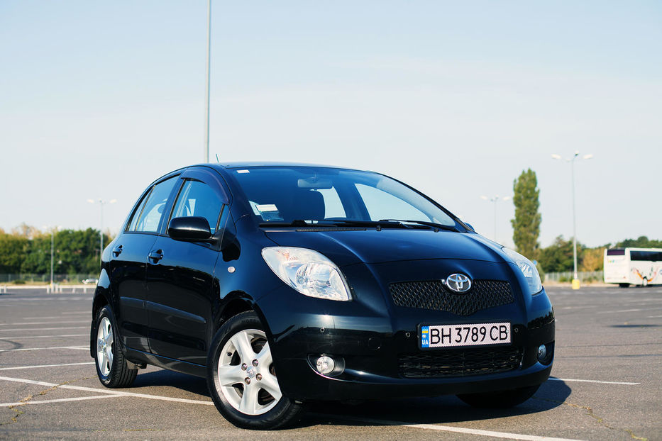 Продам Toyota Yaris 2008 года в Одессе