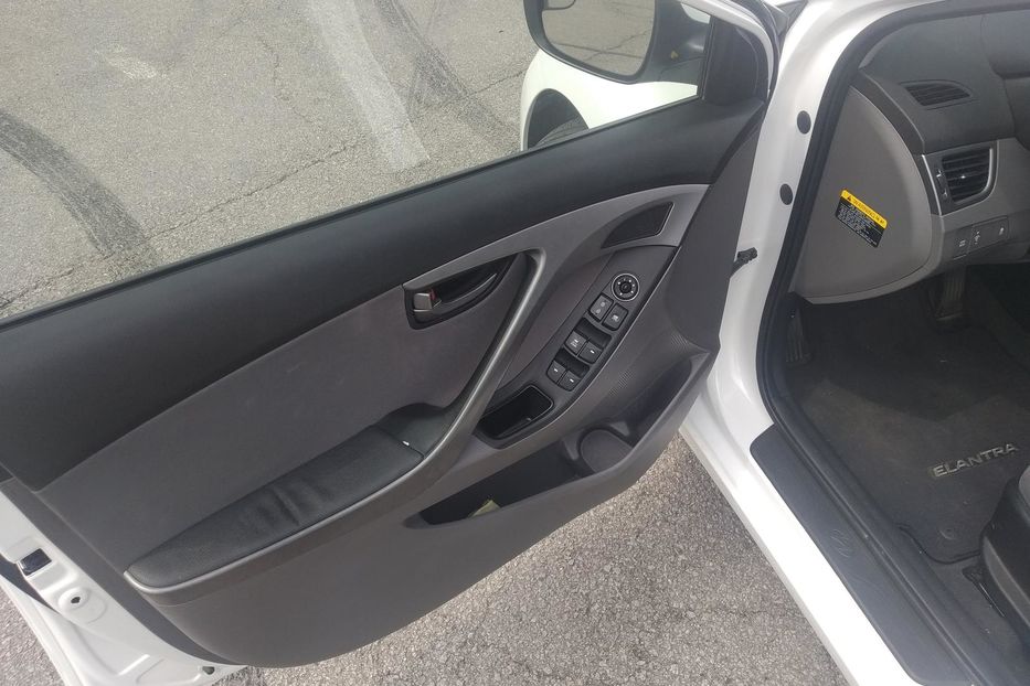 Продам Hyundai Elantra Comfort 2014 года в Днепре