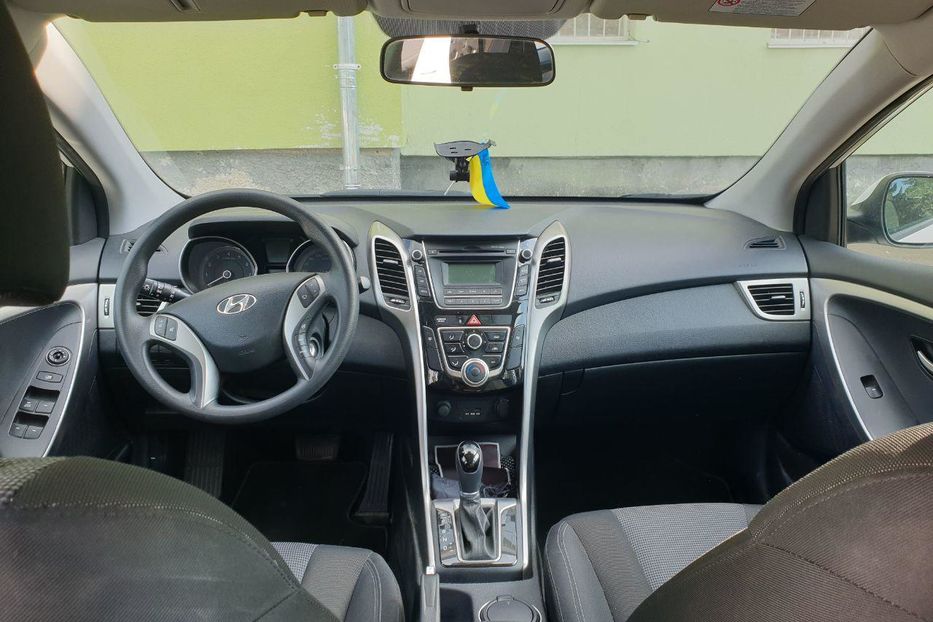 Продам Hyundai i30  SW 2013 года в Ровно