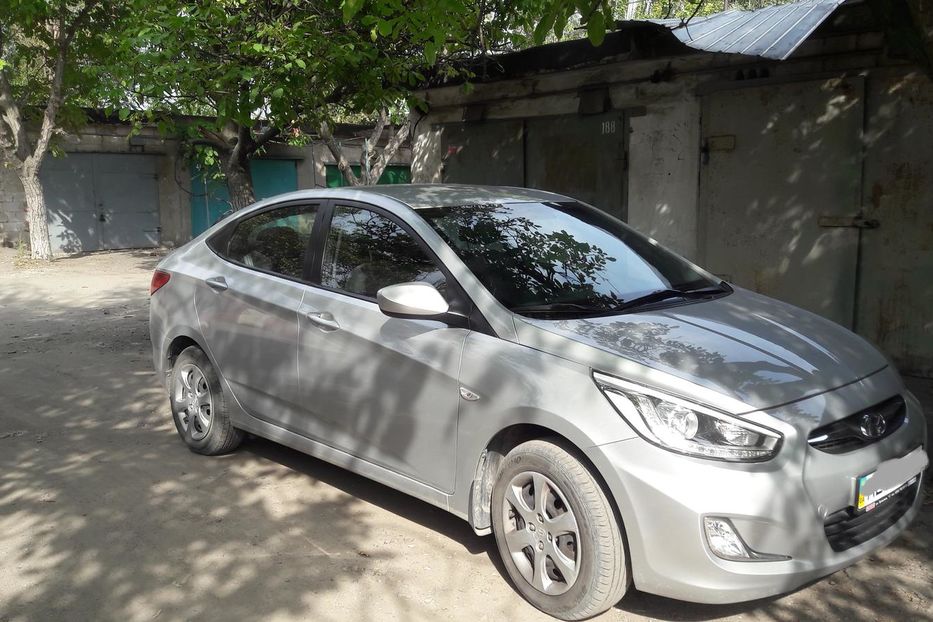 Продам Hyundai Accent  2013 года в Днепре