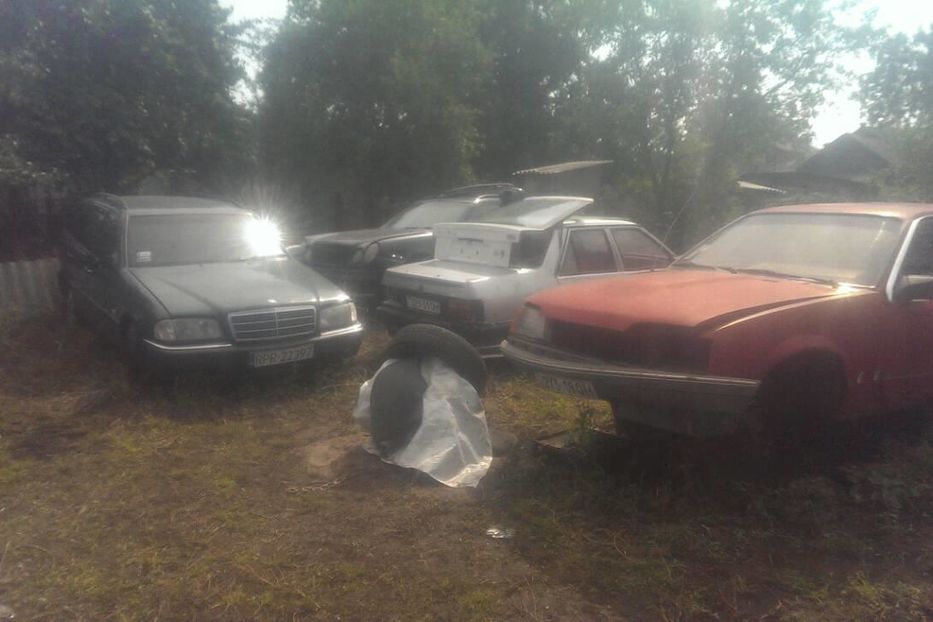 Продам Nissan Cherry по запчастям отправка без пред 1986 года в г. Знаменка, Кировоградская область