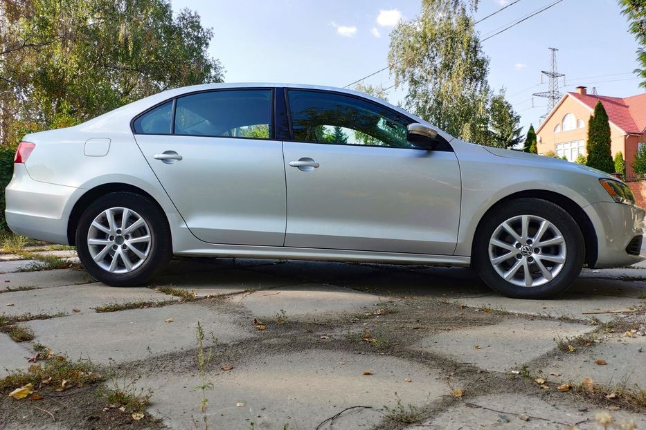 Продам Volkswagen Jetta SE 2011 года в Харькове