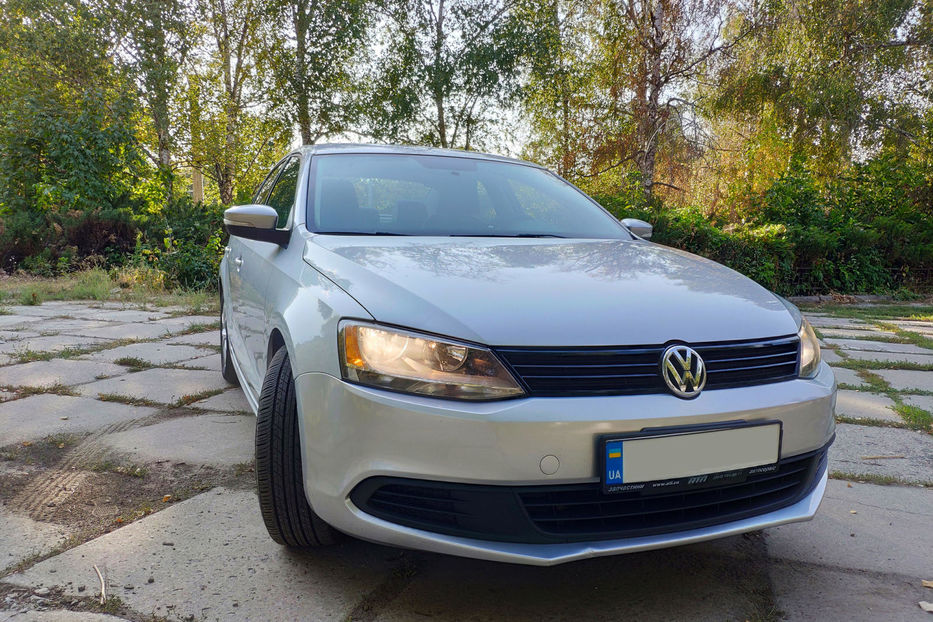 Продам Volkswagen Jetta SE 2011 года в Харькове