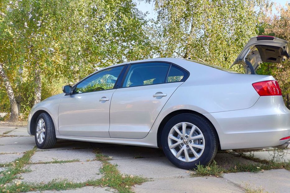 Продам Volkswagen Jetta SE 2011 года в Харькове