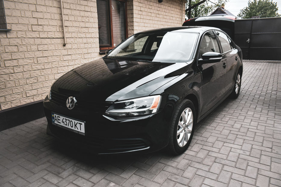 Продам Volkswagen Jetta SE 2011 года в г. Кривой Рог, Днепропетровская область