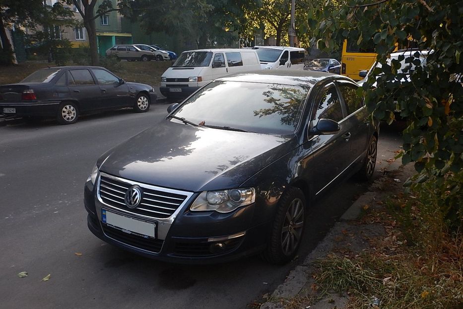 Продам Volkswagen Passat B6 HIGHLINE 2008 года в Киеве