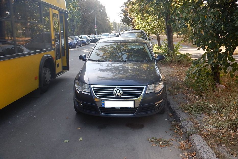 Продам Volkswagen Passat B6 HIGHLINE 2008 года в Киеве