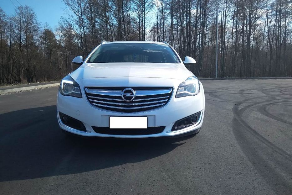 Продам Opel Insignia Sport Tourer 2015 года в Киеве