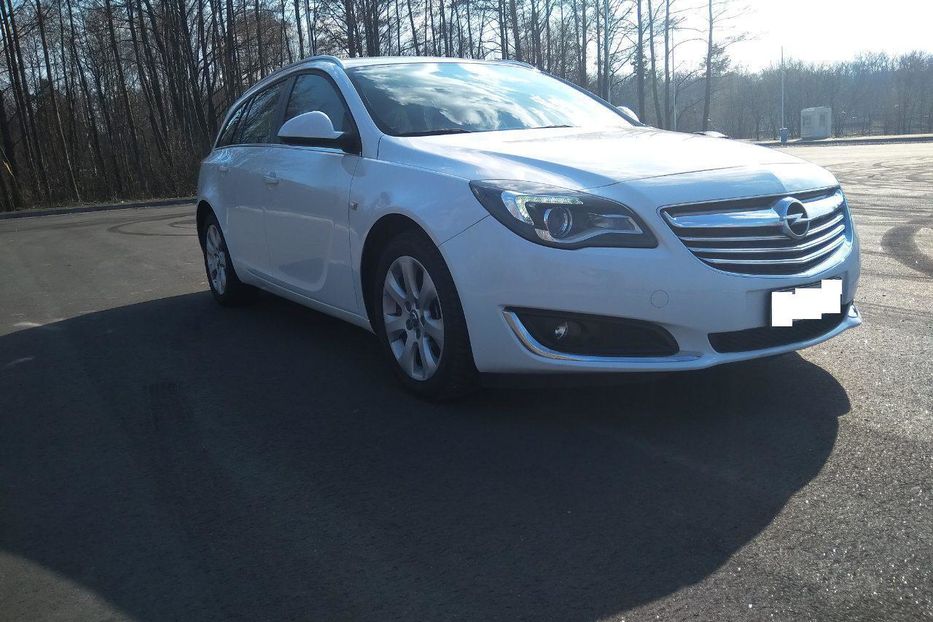 Продам Opel Insignia Sport Tourer 2015 года в Киеве