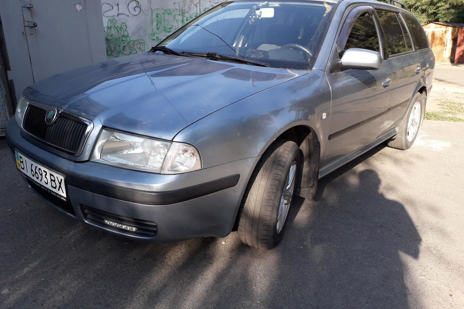 Продам Skoda Octavia Tour 2004 года в г. Кременчуг, Полтавская область