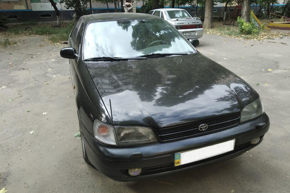 Продам Toyota Carina 1994 года в Одессе