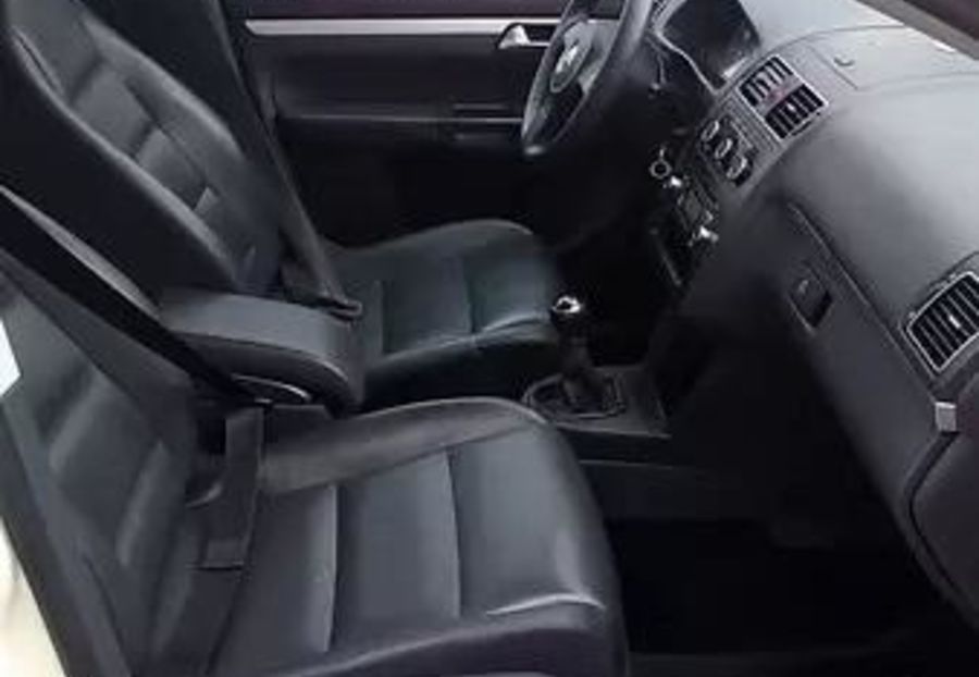 Продам Volkswagen Touran 2011 года в Одессе