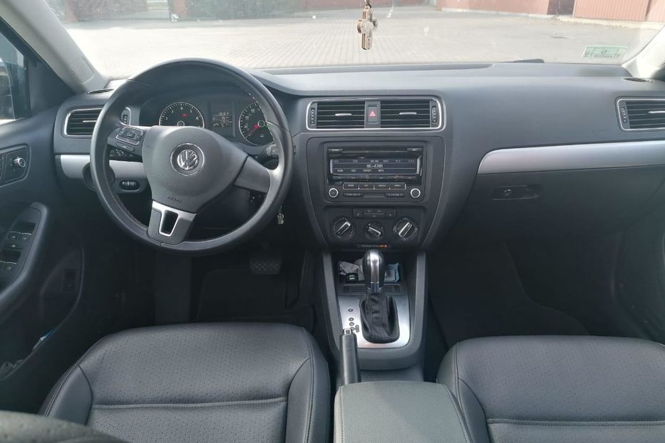 Продам Volkswagen Jetta 2014 года в Николаеве