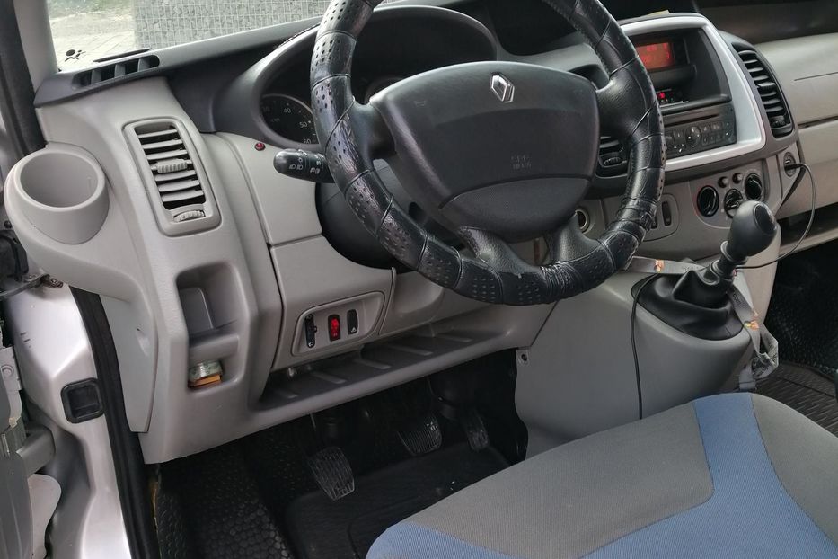 Продам Renault Trafic пасс. 2012 года в Ивано-Франковске