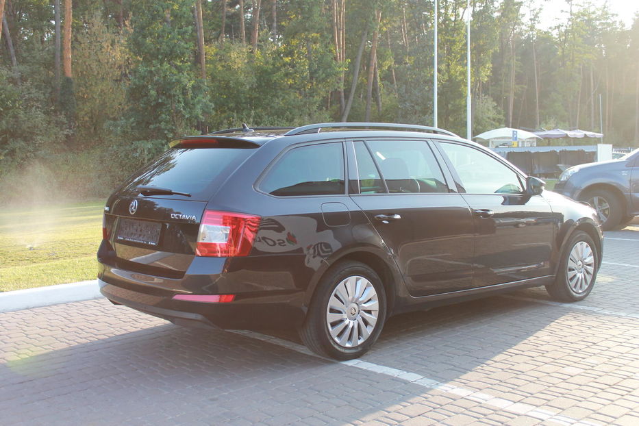 Продам Skoda Octavia A7 Ambition 2015 года в Киеве