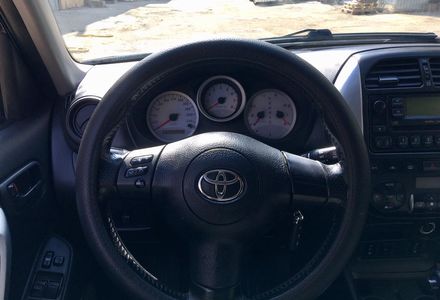 Продам Toyota Rav 4 2004 года в Одессе