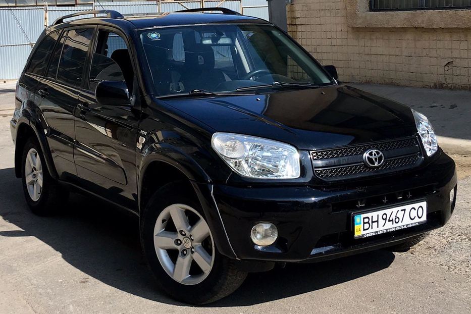 Продам Toyota Rav 4 2004 года в Одессе