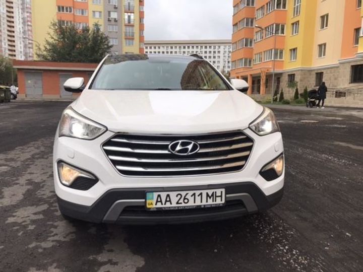 Продам Hyundai Grand Santa Fe 2014 года в Киеве