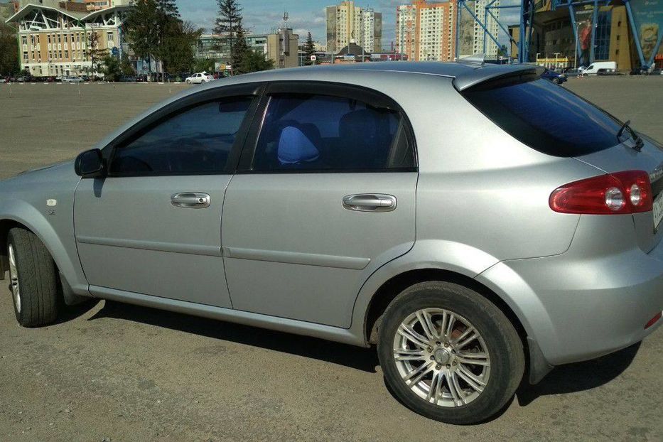 Продам Chevrolet Lacetti SE 2005 года в Харькове