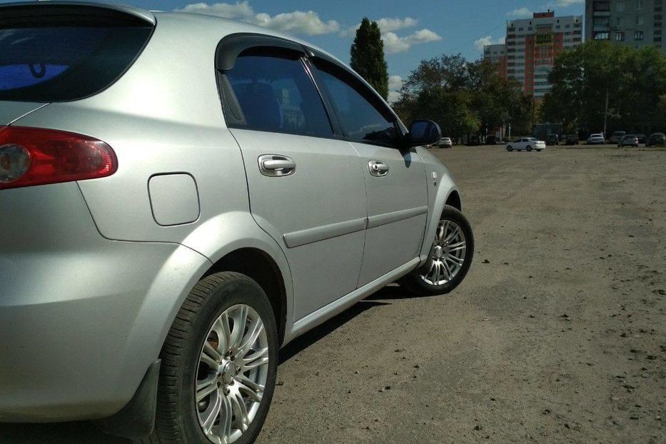 Продам Chevrolet Lacetti SE 2005 года в Харькове