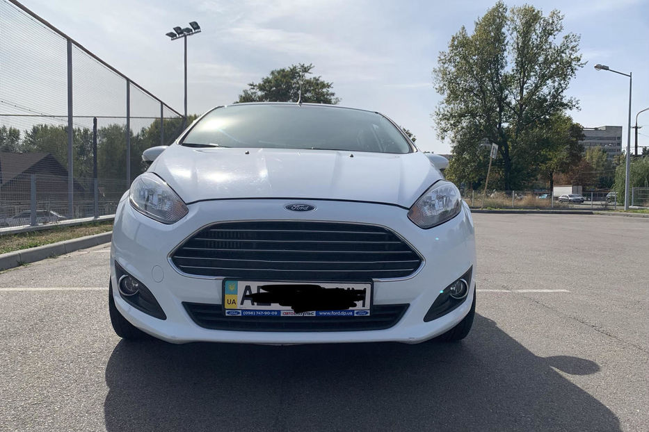 Продам Ford Fiesta Maximal 2014 года в Днепре