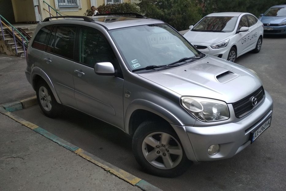 Продам Toyota Rav 4 4х4 2005 года в Харькове