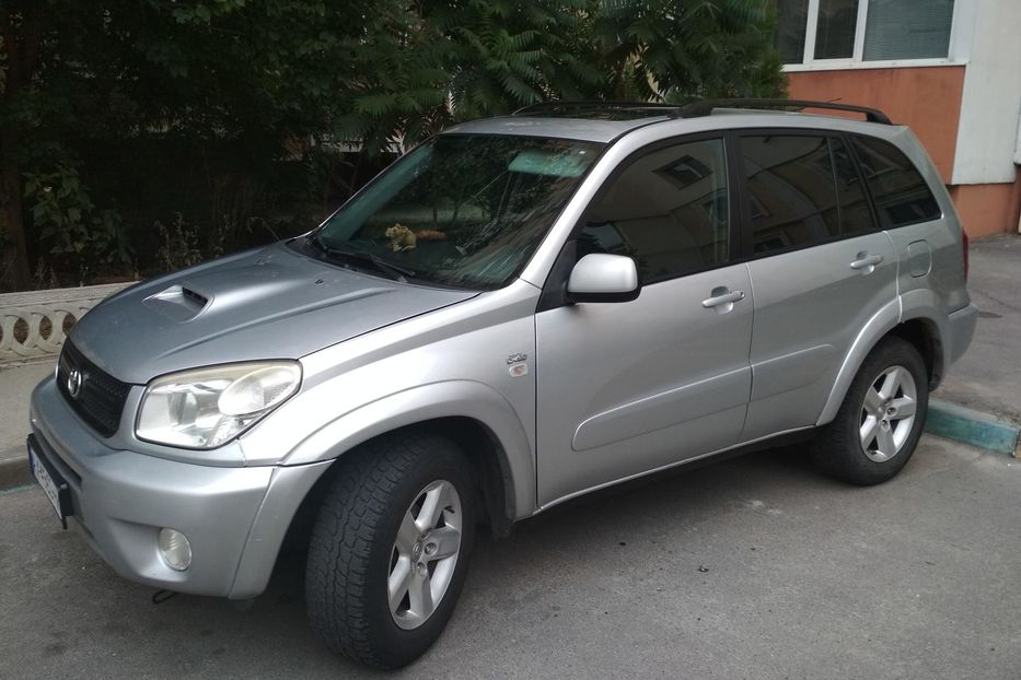 Продам Toyota Rav 4 4х4 2005 года в Харькове