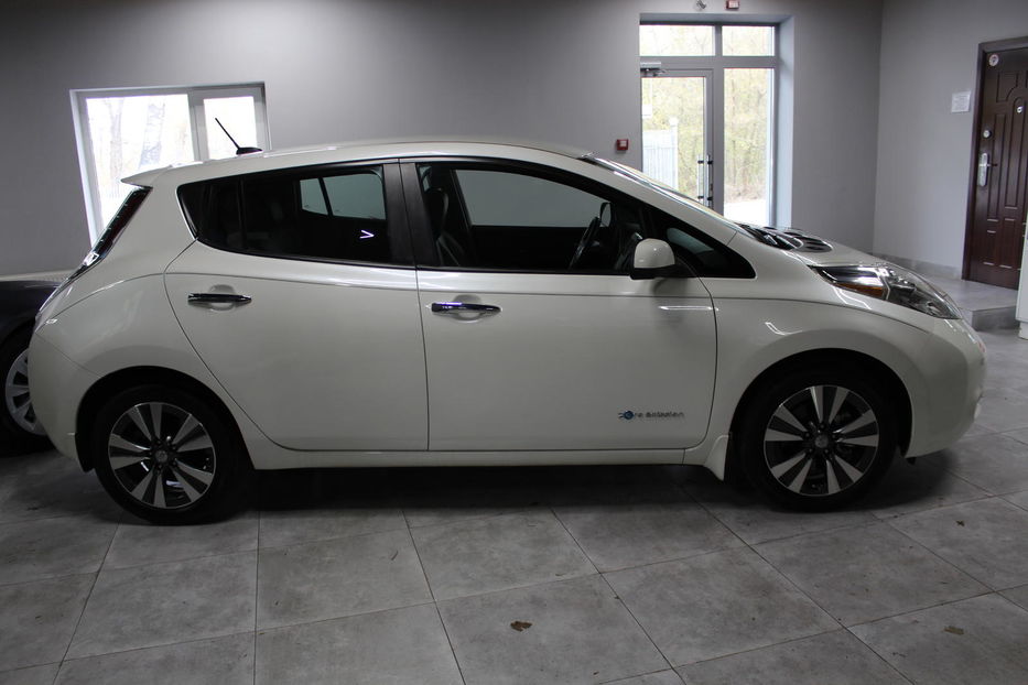 Продам Nissan Leaf SL+ 2014 года в Киеве