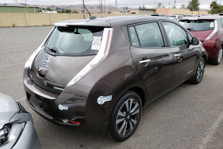 Продам Nissan Leaf SV 30кВт 2015 года в Киеве