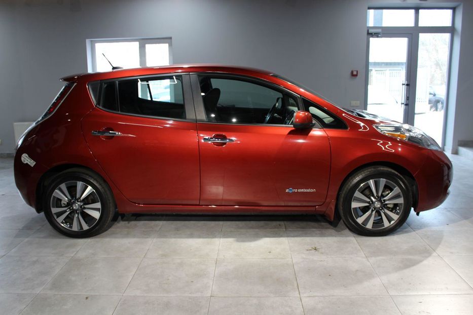 Продам Nissan Leaf SV 2015 года в Киеве