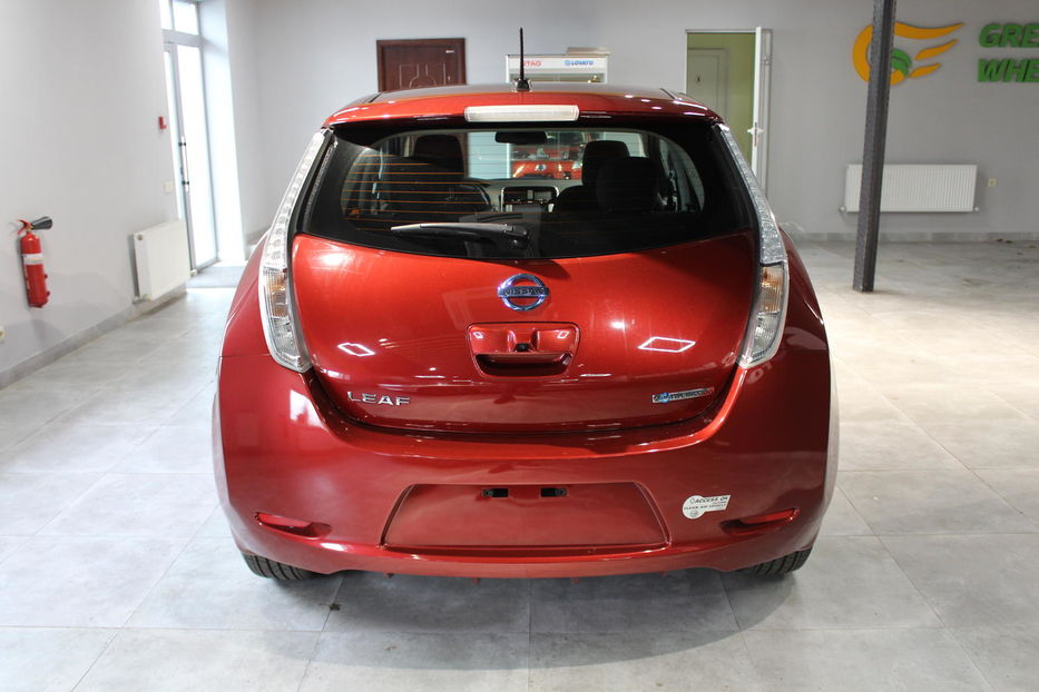 Продам Nissan Leaf SV 2015 года в Киеве