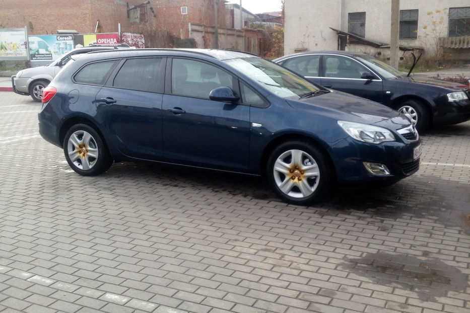 Продам Opel Astra J Opel Astra J sport 2011 2011 года в Виннице