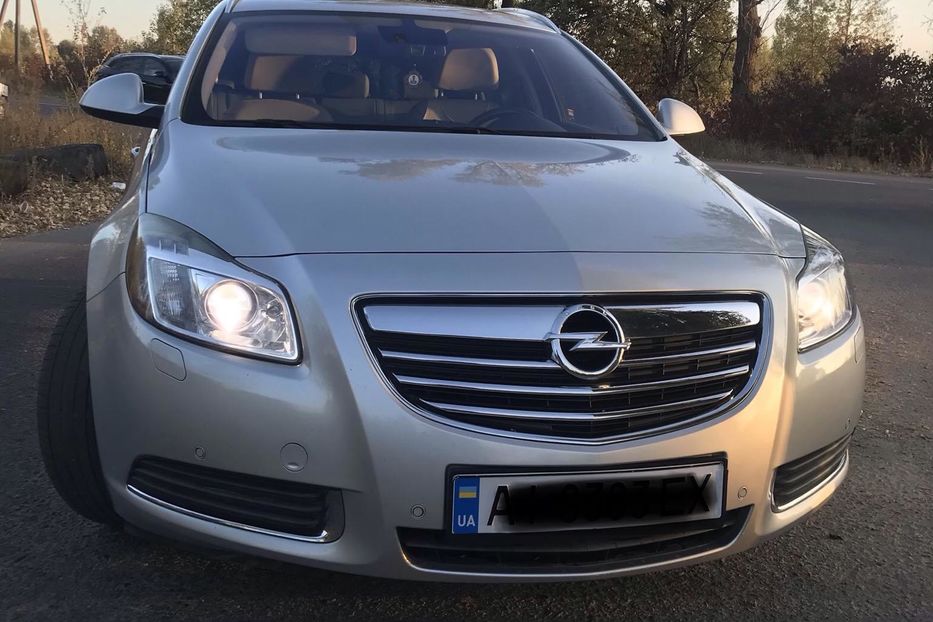 Продам Opel Insignia 2011 года в Киеве