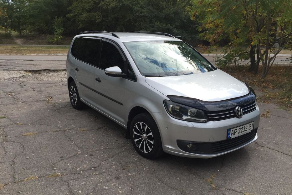 Продам Volkswagen Touran 2011 года в Запорожье