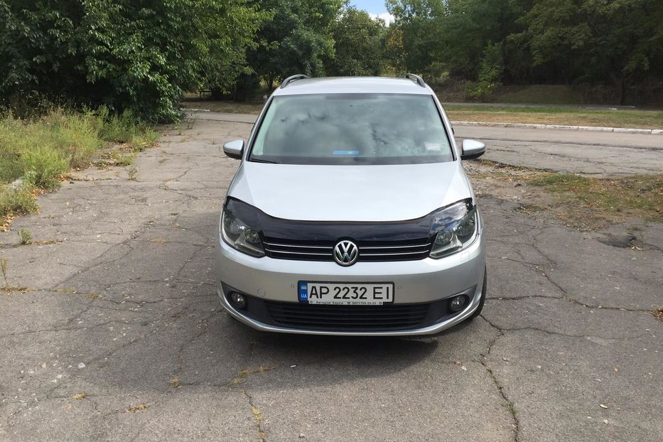 Продам Volkswagen Touran 2011 года в Запорожье