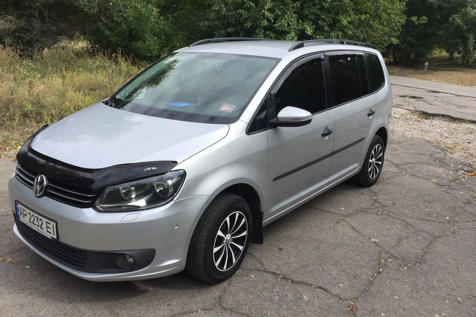 Продам Volkswagen Touran 2011 года в Запорожье